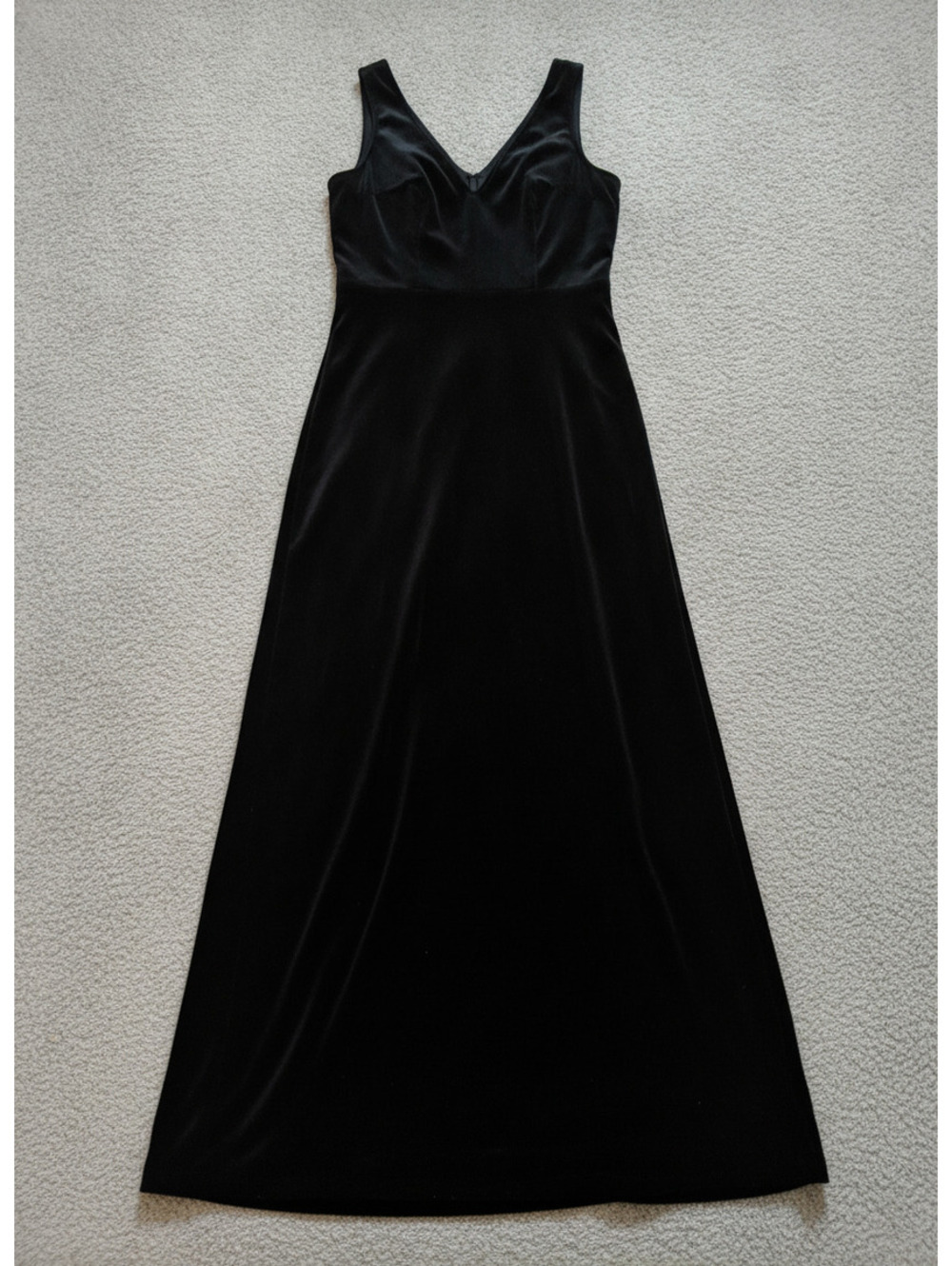 Brooks Brothers Black Velvet Maxi Dress Sleeveless V-Neck Formal Gown Size 10
